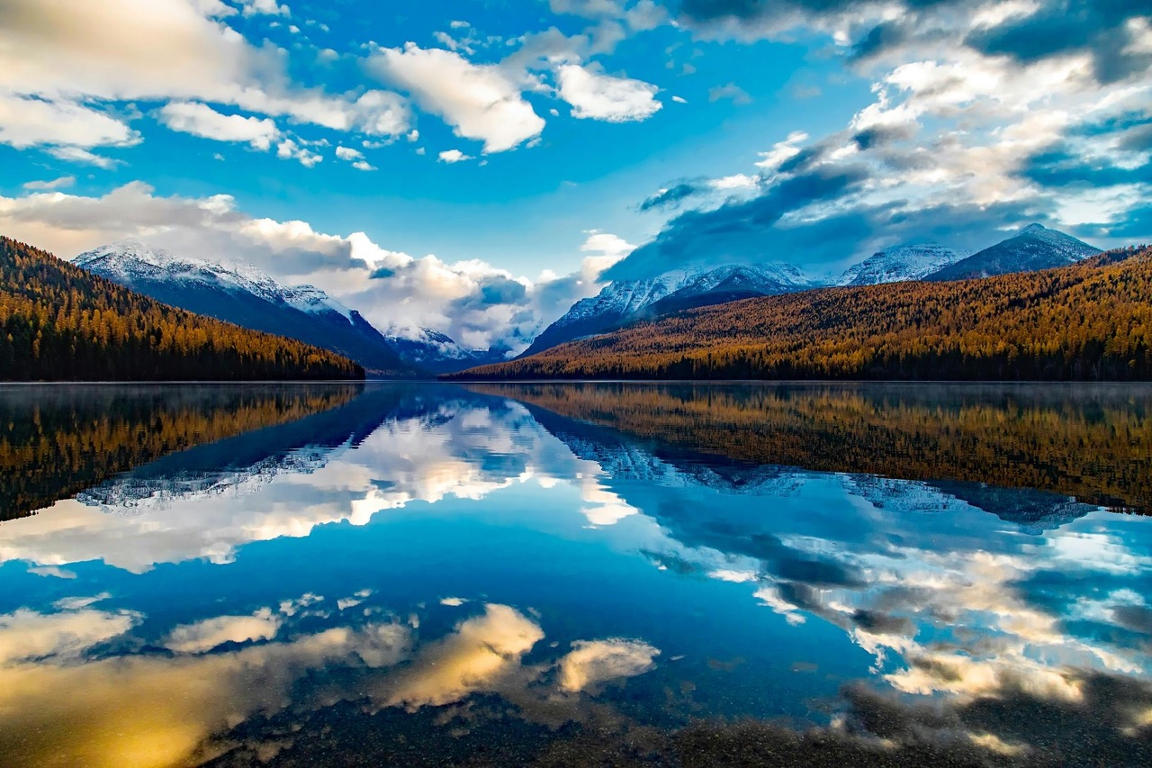 montana-reflective-lake